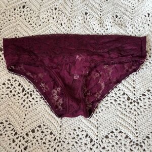 Victoria's Secret Panties Lace HipHugger Burgundy Floral Women's Size L NWT